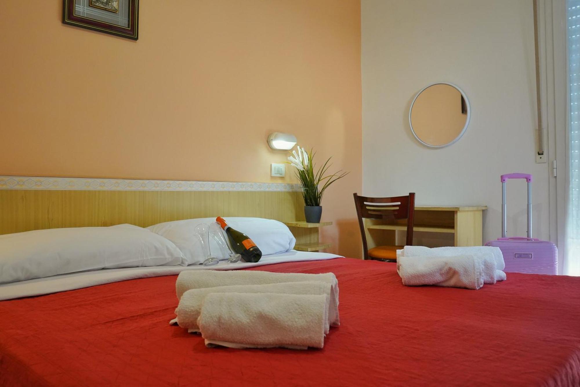 Hotel Malibu Mare Rimini Luaran gambar