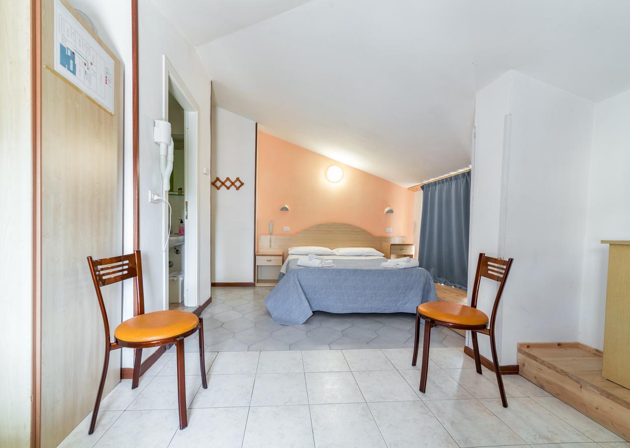 Hotel Malibu Mare Rimini Luaran gambar